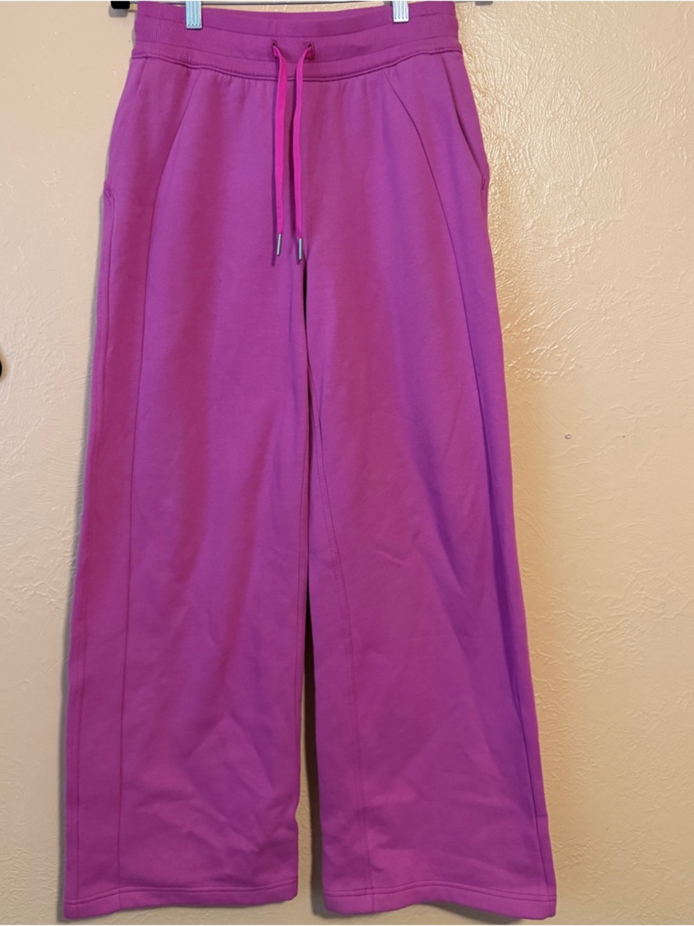 Lululemon Scuba Mid-Rise Wide-Leg